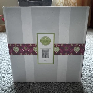 NIB Scentsy Tilia Mid Size 5" Winter Tree Warmer White Matte Finish RETIRED - Picture 1 of 12