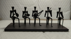 Metal Horseshoe Nail Art Sculpture Band of Musicians