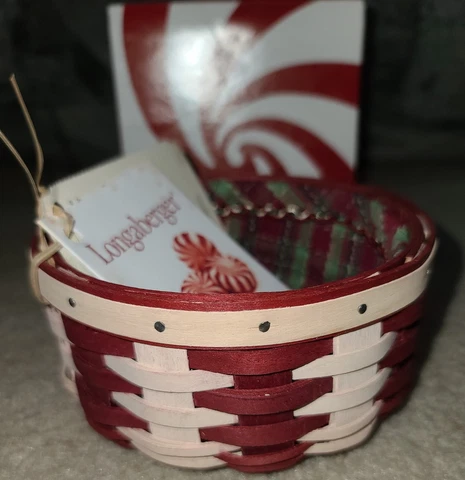 Longaberger 2009 Peppermint Twist Tree Trimming basket, liner + BOX Cover