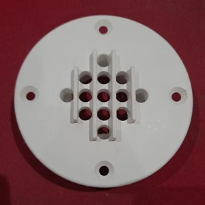 VENTILACIÓN PLÁTICA BLANCA o DRENAJE DE PISO-3 5/8" DIÁMETRO RECORTE 2" P#MYEP00251 - Imagen 1 de 2