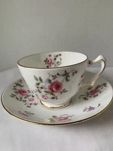 Crown Staffordshire England Bone China Trinity Rose pattern Tea Cup set VINTAGE - Picture 1 of 6