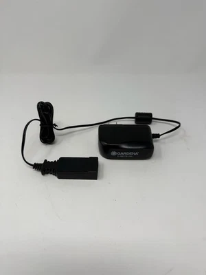 Cargador de batería carrete manguera Gardena D-89079 Gardena - SOLO Foto 1 de 4