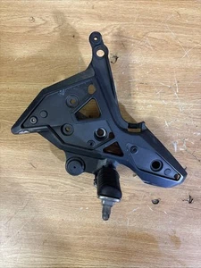 2016 Kawasaki Versys 650 Front Right Foot Peg Mount Bracket Foot Brake Mount - Picture 1 of 12