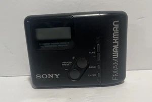 Sony Walkman FM/AM Radio Portatile SRF-M30 - Testato - Foto 1 di 4