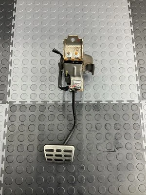 2011-2015 KIA OPTIMA SXL FRONT FLOOR FOOT BRAKE STOP PEDAL OEM - Image 1 of 4