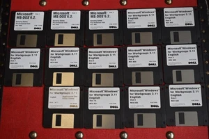 Microsoft MS-DOS 6.2 & Windows For Workgoups 3.11 3.5" Diskettes - Afbeelding 1 van 1