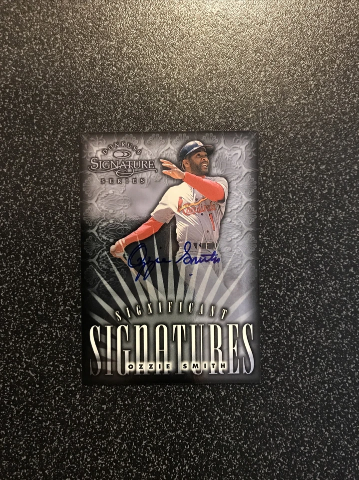 Ozzie Smith 1998 Donruss Signature Series Auto Autograph 0658/2000 - Image 1 of 3