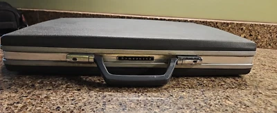 Maletín rígido Samsonite súper delgado adjunto gris vintage sin llave Foto 1 de 4