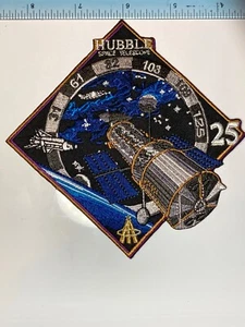 NASA HUBBLE SPACE TELESCOPE 25 year Anniversary patch - Picture 1 of 2