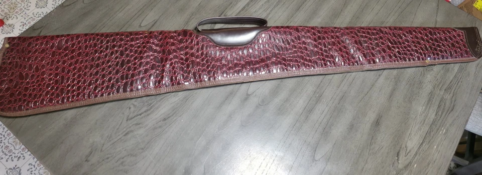 Estuche para rifle/escopeta Boyt DE COLECCIÓN 48" cuero, suave estampado de guepardo en el interior RARO Foto 1 de 4
