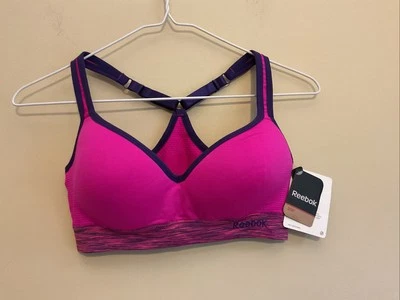 Nuevo con etiquetas Sujetador deportivo Reebok Copa moldeada sin costuras Medio Racerback Berry Blast Foto 1 de 4