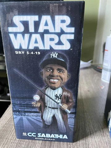 yankees bobblehead LOT Star Wars, cc sabathia,gleybar Torres lot of 4 bobblehead Cover
