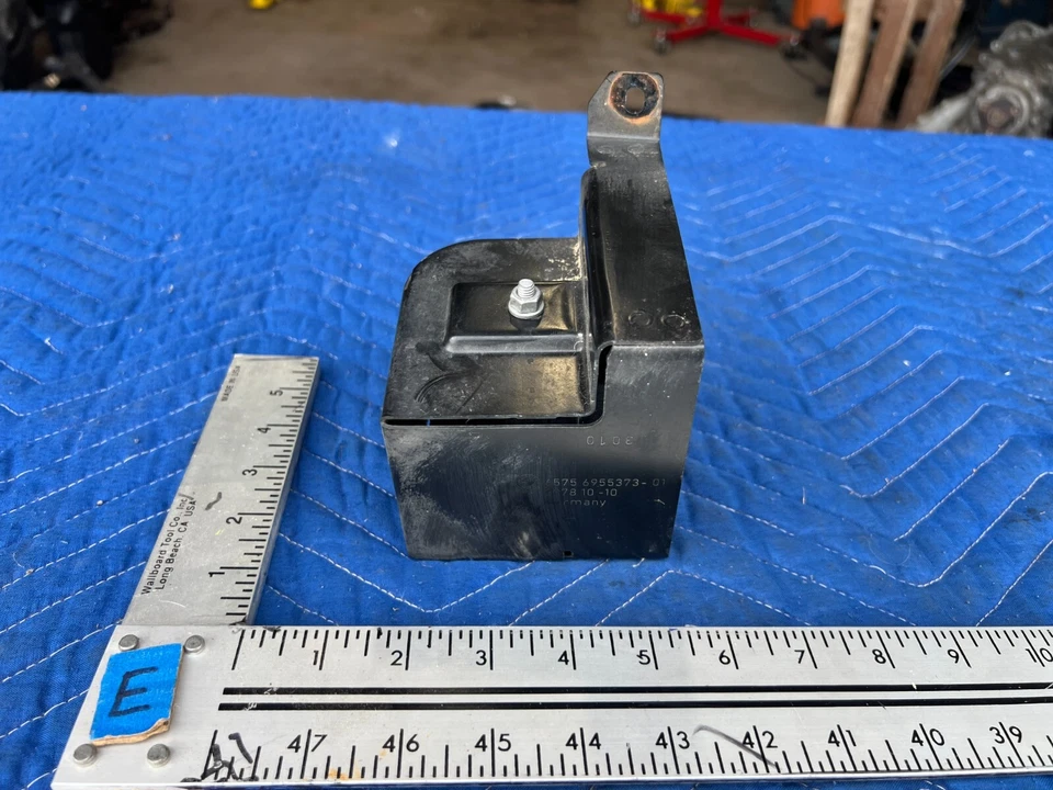 Soporte de montaje de bocina de alarma antirrobo BMW X5 X5M E70 2011-2013 FABRICANTE DE EQUIPOS ORIGINALES #1998EM Foto 1 de 4