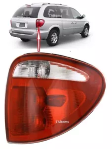 FANALE POSTERIORE DESTRO ADATTO PER CHRYSLER VOYAGER / TOWN COUNTRY 2000- - Foto 1 di 5