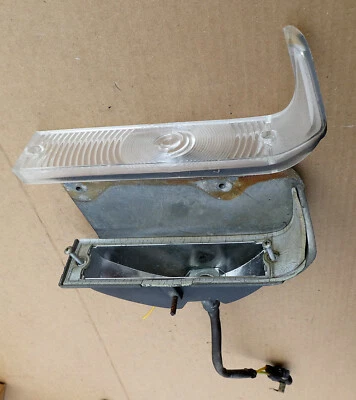 Chrysler Newport New Yorker 1966 señal de giro lámpara de estacionamiento luz izquierda izquierda izquierda Foto 1 de 4