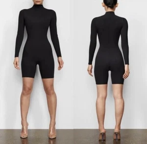 Skims All In One Long Sleeve Mid Thigh One Piece Romper in Onyx XXS New No Tags - Picture 1 of 3