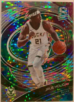 JRUE HOLIDAY 2020-21 SPECTRA BASKETBALL SP PRIZM BUCKS #29/99 Foto 1 de 2