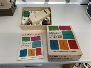 Button Holder Singer Sewing Machine Attachment To Make Professional Buttonholes - Picture 1 of 5