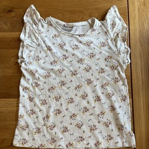Matalan Girls' Ditsy Floral Short-Sleeved Cotton Top T Shirt - Age 8 Years - Picture 1 of 3