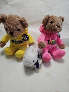 2 Peeps Bears gelb rosa & 1 Cadburry weißer Hase Neu mit Etikett Plüsch Stofftier Ostern - Bild 1 von 12