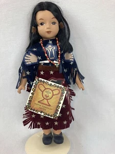 Vintage 1995 NATIVE AMERICAN First Wind PAWNEE WOMAN Ghost Dance DOLL Sandy Doll - Picture 1 of 8