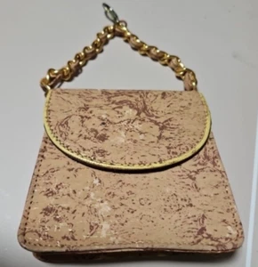 Bolso de Mano Comeco Años 80 Pequeño Corcho Marrón Solapa Asimétrica 4" x "con Cadena De Colección - Imagen 1 de 12