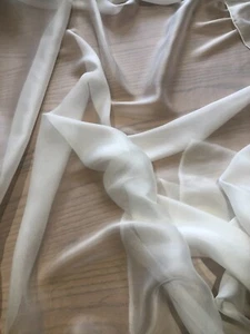 Reiner Seidenchiffon, 140 cm breit, elfenbein, Meterware - Bild 1 von 2