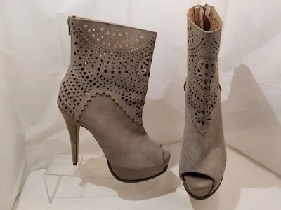 Botines de gamuza gris Pour La Victoire Tavian para mujer corte láser punta abierta EE. UU. 9,5 M Foto 1 de 4