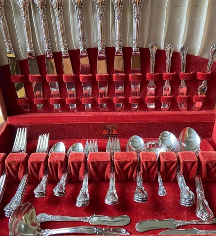 Gorham Chantilly Sterling Flatware set 8 - 6 pc Place Settings - 54 pieces Cover