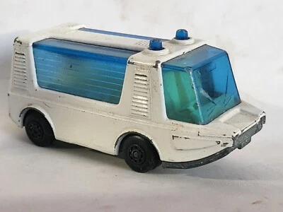 Diecast Matchbox SUPERFAST 1971 STREETCHA FETCHA scattered signs miss rear door  - Immagine 1 di 3