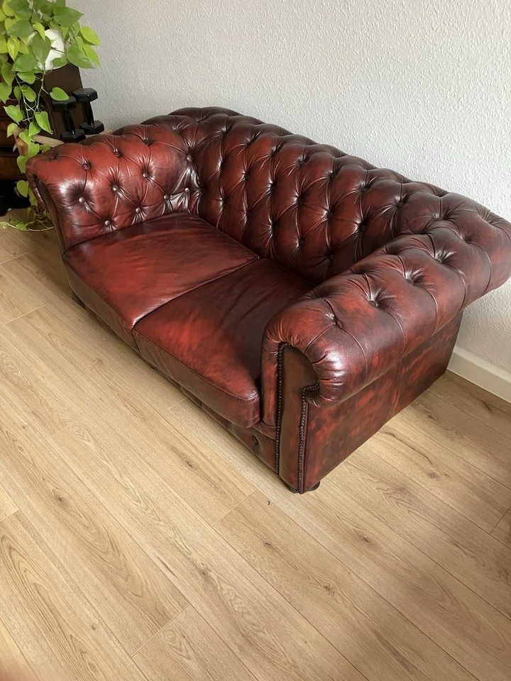 Chesterfield Ledersofa Vintage Zweisitzer Sofa - Bild 1 von 4