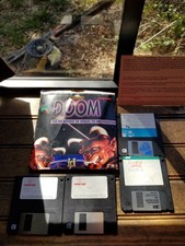 Doom 1994 The Incredible 3D Sequel Floppy disk PC Vintage Game W/ Back up Disks