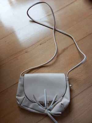 Damen Umhängetasche Cremefarben C&A gebraucht, sehr guter Zustand - Bild 1 von 4
