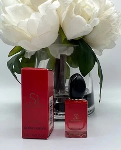 SI PASSIONE by Giorgio Armani Eau de Parfum Women's Perfume Fragrance .24oz MINI - Picture 1 of 1