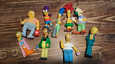 9 versch. Simpsons Figuren - Sammelfiguren - Matt Groening - 2000er - rar - Bild 1 von 4