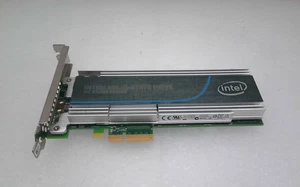 Intel DC P3700 SERIES 400GB NVME SSDPEDMD400G4 G83093-301 Low profile - Picture 1 of 3