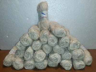 LOT 26 Skeins 1.4 oz BERNAT FROSTING Yarn PEARL FROST 70% Wool 30% Nylon 110 yds - Image 1 of 4