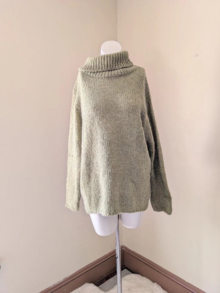 Suéter De Colección Fuzzy Cottage Core Pequeño Verde Cuello Alto Oficina Tejido De Gran Tamaño Foto 1 de 4