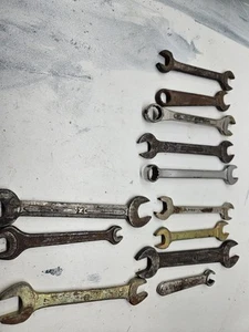 Lot Of 12 Wrenches - Picture 1 of 1