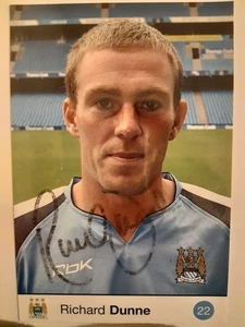 Richard Dunne Man City Signed Photo - Picture 1 of 1