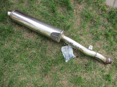 Suzuki Katana GSX600 2001 OEM silenciador de escape y MTG herrajes Foto 1 de 2