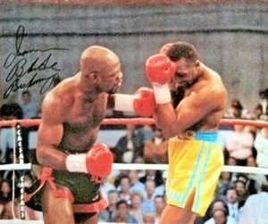 FOTO DE BOXEO FIRMADA POR EL CAMPEÓN MUNDIAL IRAN BARKLEY v THOMAS HEARNS CERTIFICADO DE AUTENTICIDAD VER PRUEBA - Imagen 1 de 2