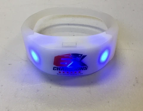 New England Patriots 6X Super Bowl Champions Lighted Bracelet Tom Brady Gronk Cover