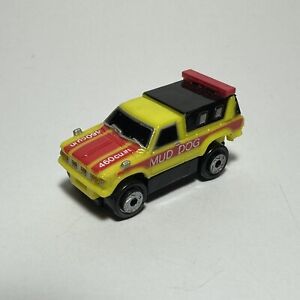 Micro Machines Micro Lights (1989) Toyota Hilux Pickup Mud Dog Yellow Galoob