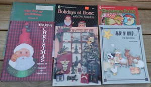 Lot of 6 Christmas Craft Books Tole Painting & Xmas Patterns 1980s & 1990s - Picture 1 of 7