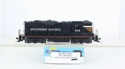 HO Scale Athearn Bev-Bel 1528-1 Southern Pacific GP-9 Diesel #414 Kadees - Image 1 of 4