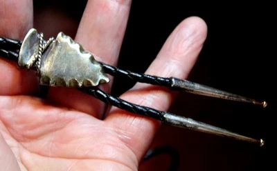 Beautiful Old Small Cast Sterling Silver Southwestern ARROWHEAD Bolo Tie SIGNED - Image 1 of 4