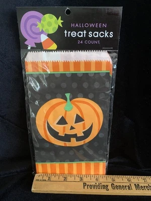 Small Halloween Paper Treat Bags 24 Count~4 Available - Image 1 of 4