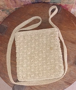 Kathy Ireland hellbraune gehäkelte Schultertasche / Handtasche (F21AB) - Bild 1 von 5