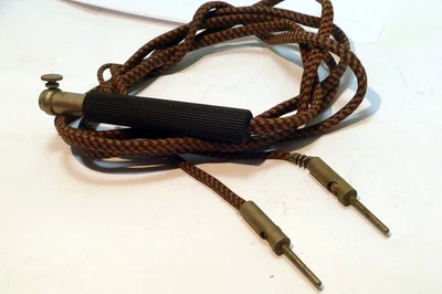 Cable de dos pines para microscopio infrarrojo oftálmico antiguo 6 pies de largo Foto 1 de 4